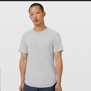 Lululemon Drysense Short Sleeves Shirt. Heathered light grey/very light tan. L.